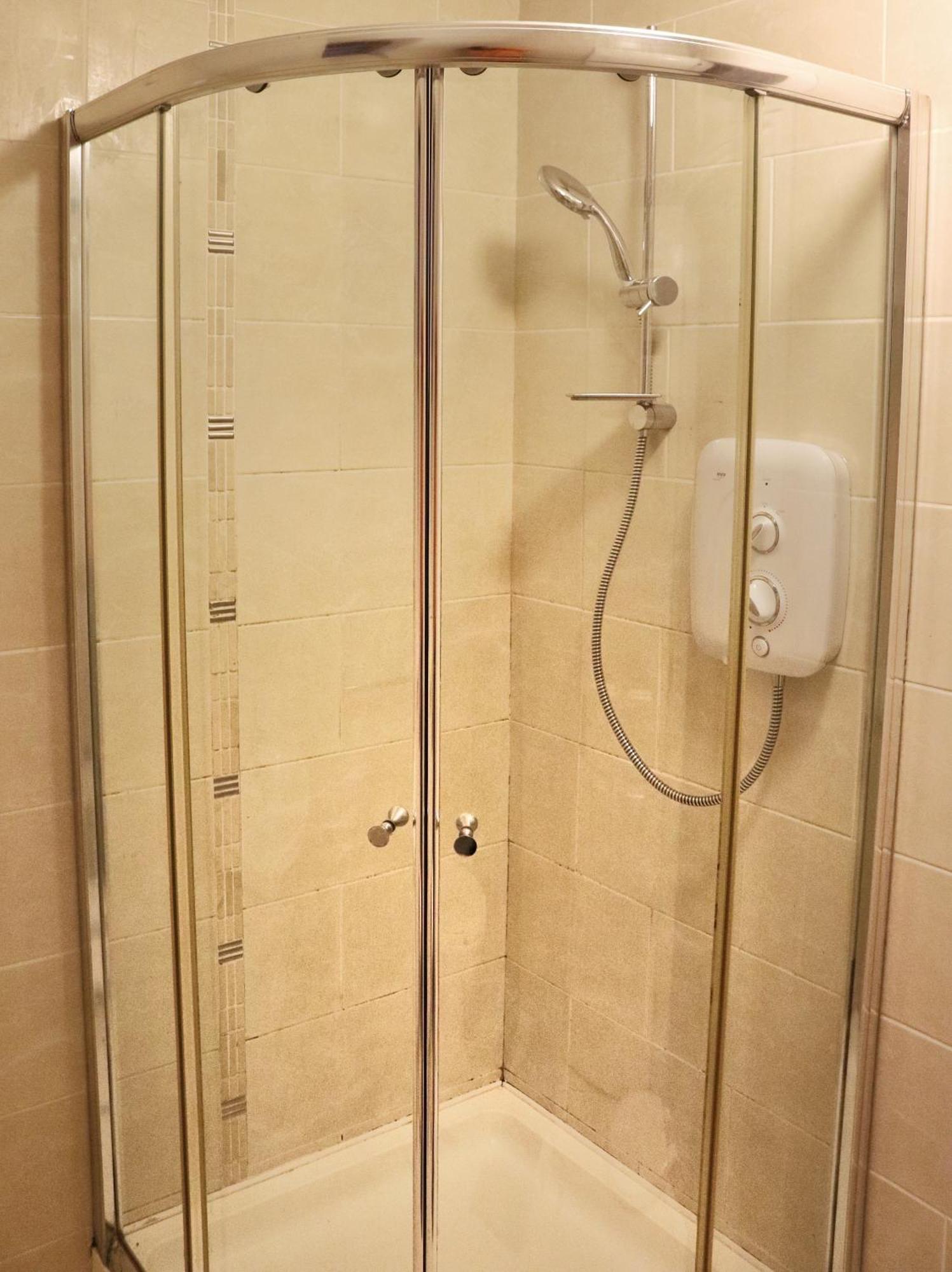 Deluxe Dwelling - 15 Mins From Cork City/Airportアパートメント エクステリア 写真